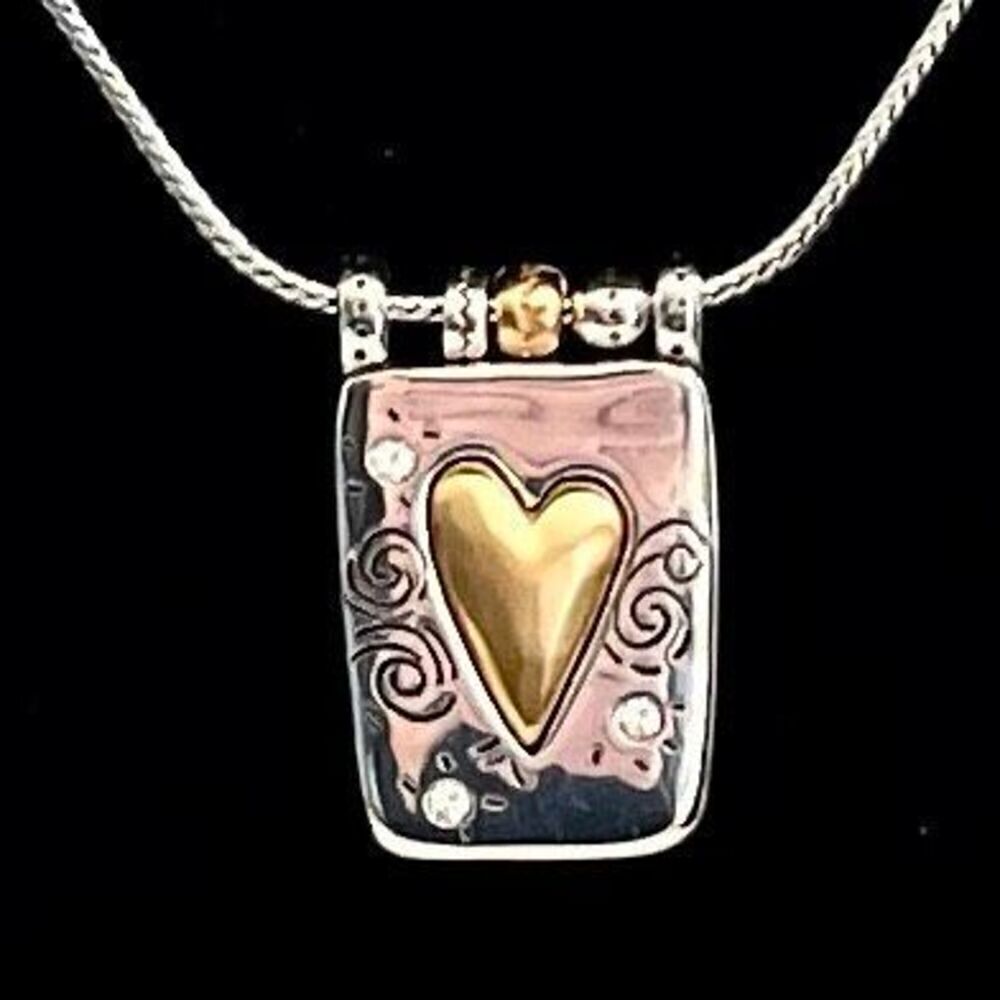 AXM Vintage Classic Brighton Silver Chain & Pendant
